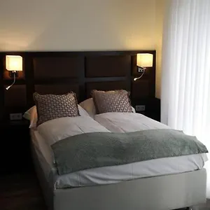 Hotel City, Cologne